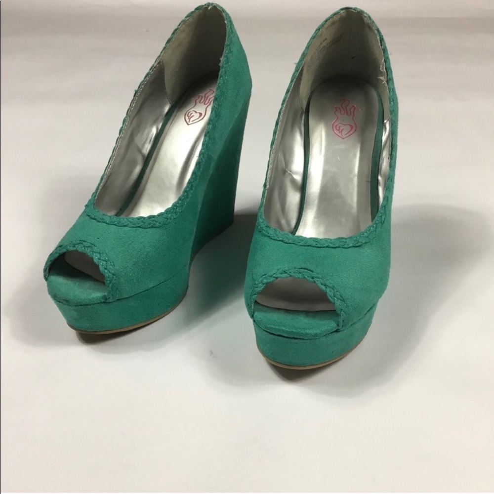 Torrid heels -REPOSH